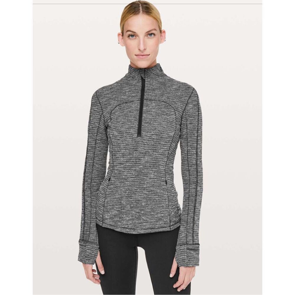 Lululemon Athletica Womens Run Briskly Half Zipper Top Black White Size 10